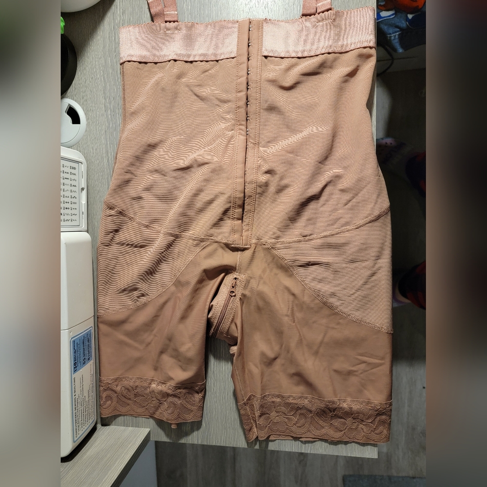 Women girdles